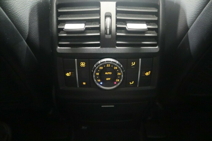 mercedes-benz-gl-bensin-2014-big-23