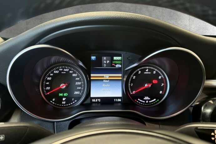 mercedes-benz-c-klasse-elektrisitetbensin-2017-big-17