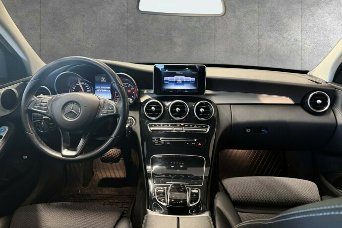 mercedes-benz-c-klasse-elektrisitetbensin-2017-big-10