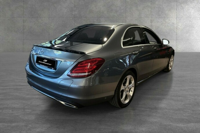 mercedes-benz-c-klasse-elektrisitetbensin-2017-big-5