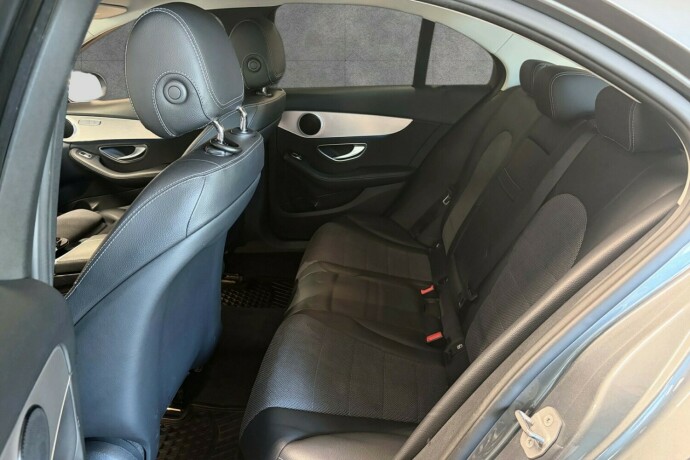 mercedes-benz-c-klasse-elektrisitetbensin-2017-big-23