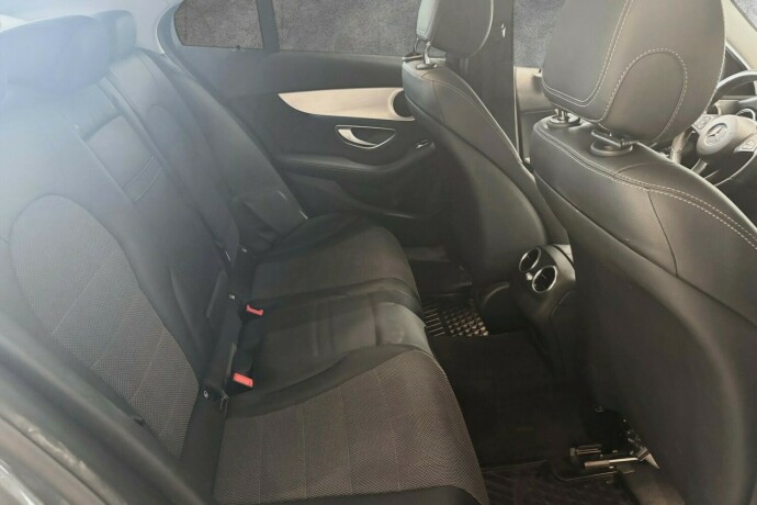 mercedes-benz-c-klasse-elektrisitetbensin-2017-big-25
