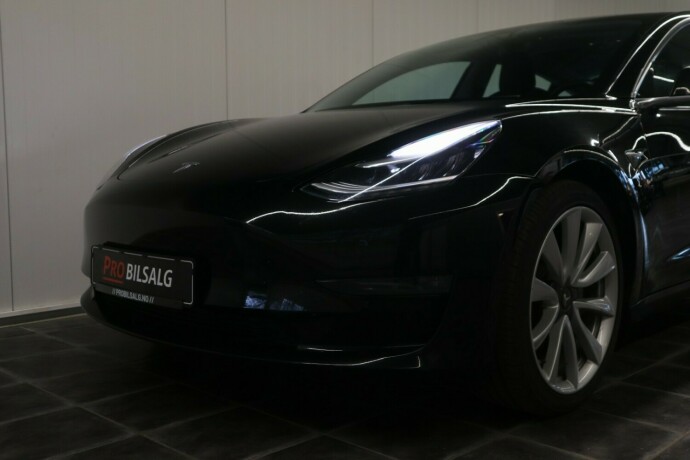 tesla-model-3-elektrisitet-2019-big-38