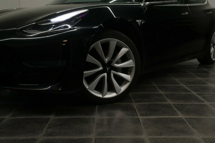 tesla-model-3-elektrisitet-2019-big-36