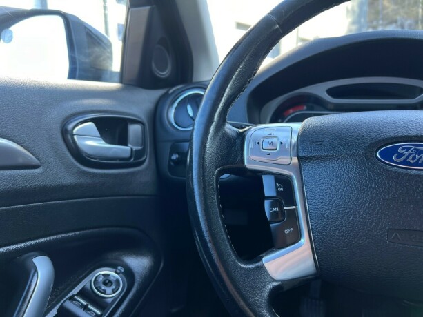ford-mondeo-diesel-2008-big-14
