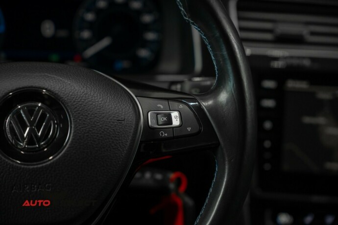 volkswagen-golf-elektrisitet-2018-big-27