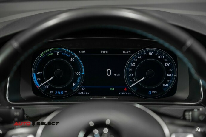 volkswagen-golf-elektrisitet-2018-big-26