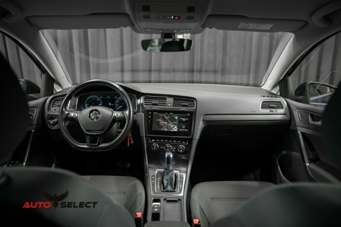 volkswagen-golf-elektrisitet-2018-big-28