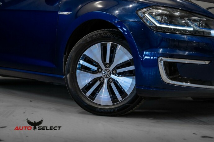 volkswagen-golf-elektrisitet-2018-big-2
