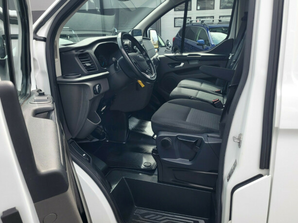 ford-transit-custom-diesel-2021-big-14