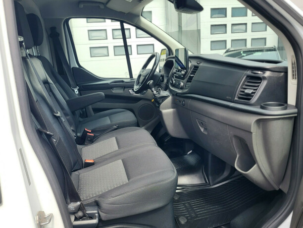 ford-transit-custom-diesel-2021-big-13