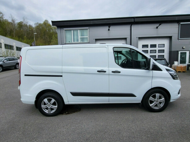 ford-transit-custom-diesel-2021-big-3