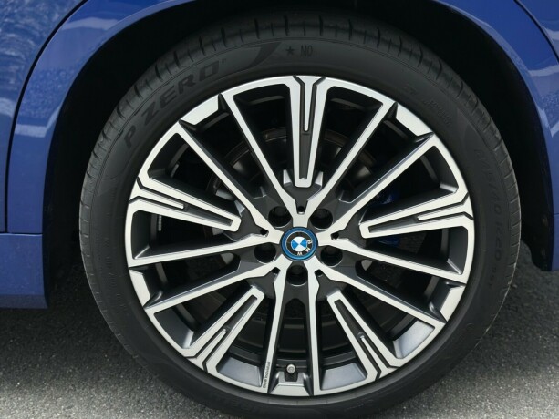 bmw-ix1-elektrisitet-2025-big-35