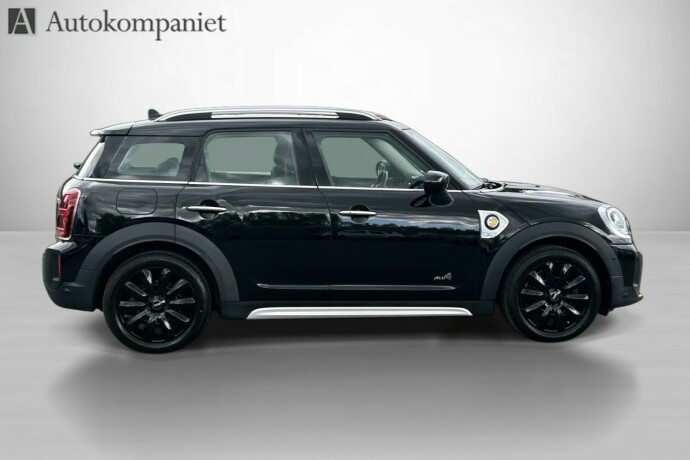 mini-countryman-elektrisitetbensin-2021-big-1