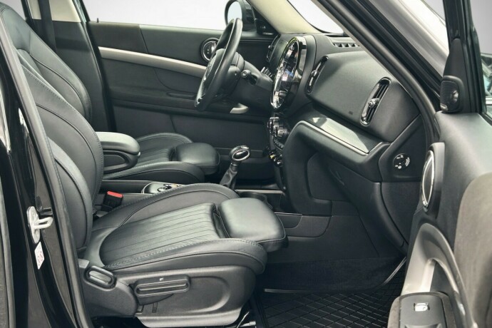 mini-countryman-elektrisitetbensin-2021-big-11
