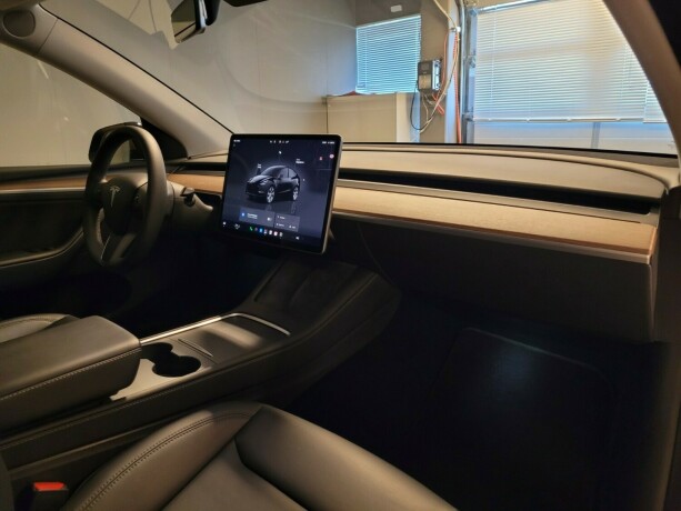 tesla-model-y-elektrisitet-2023-big-11