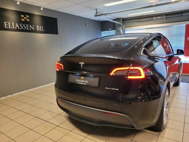 tesla-model-y-elektrisitet-2023-big-4