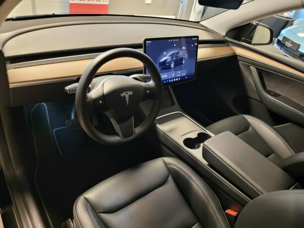 tesla-model-y-elektrisitet-2023-big-22