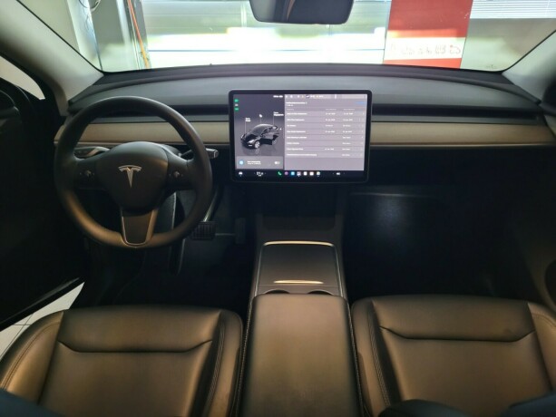 tesla-model-y-elektrisitet-2023-big-33