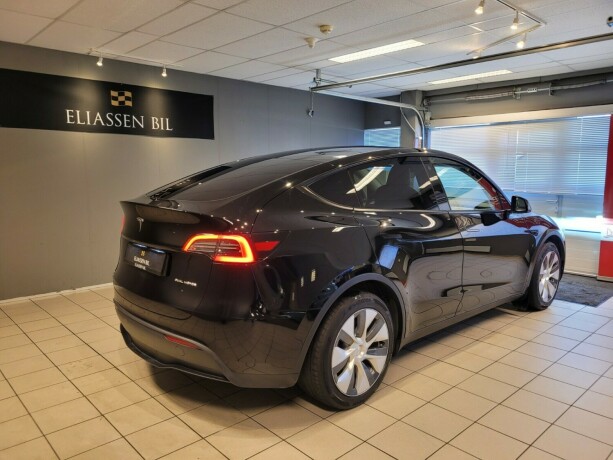 tesla-model-y-elektrisitet-2023-big-3