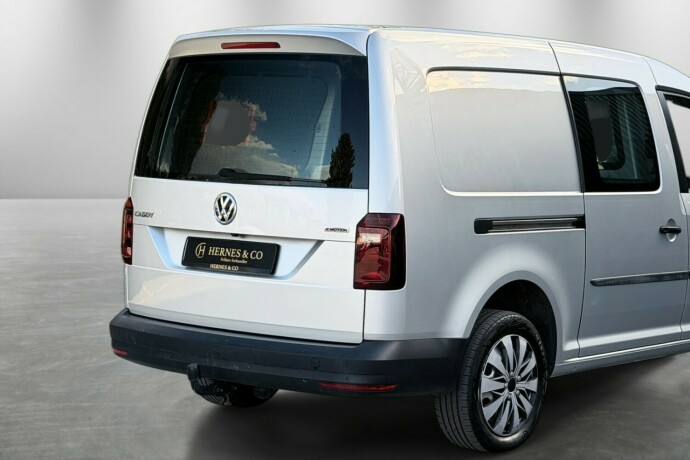 volkswagen-caddy-diesel-2020-big-13