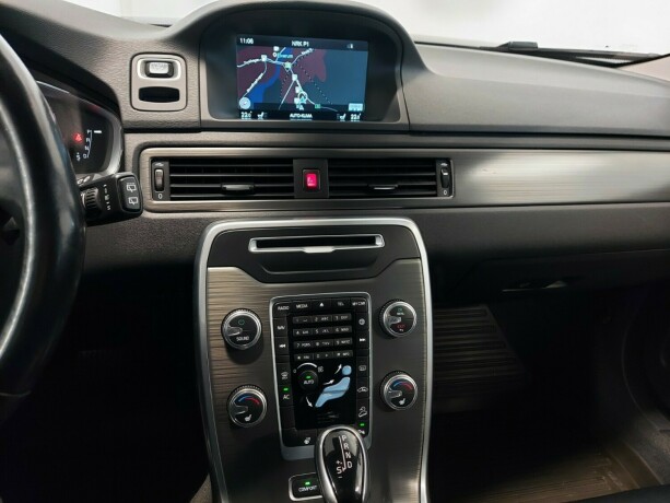 volvo-xc-70-diesel-2016-big-33