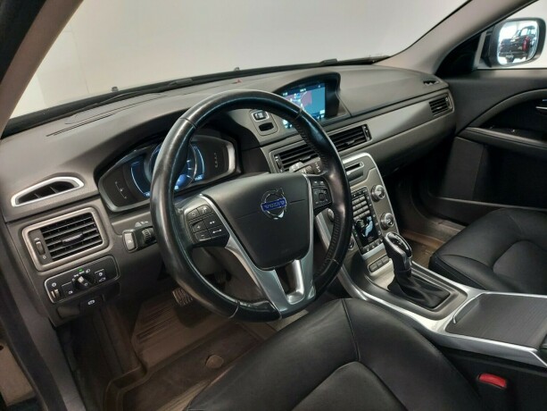 volvo-xc-70-diesel-2016-big-18