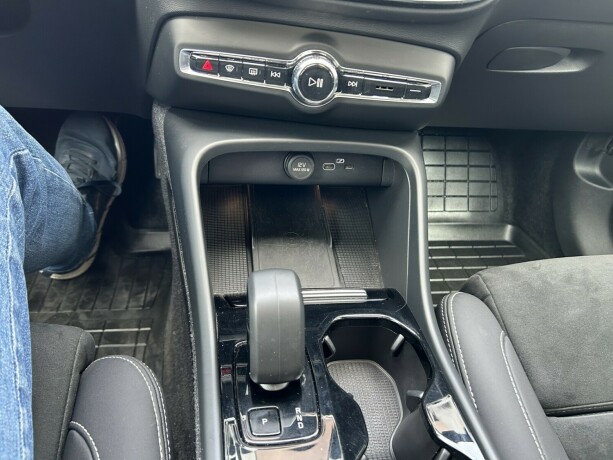 volvo-c40-elektrisitet-2023-big-23