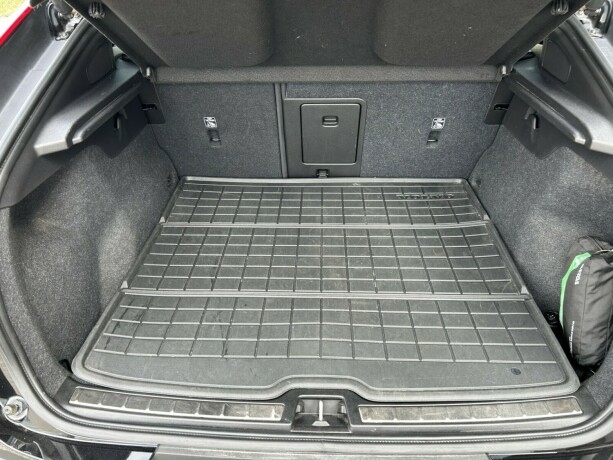 volvo-c40-elektrisitet-2023-big-9