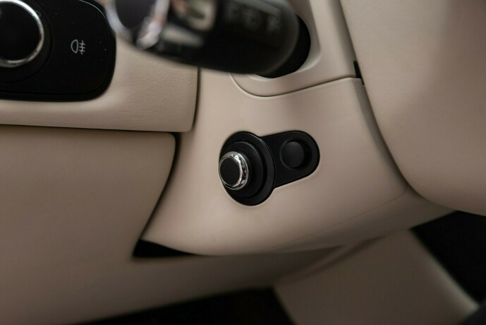 bentley-flying-spur-bensin-2014-big-29