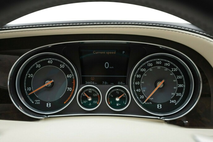 bentley-flying-spur-bensin-2014-big-30
