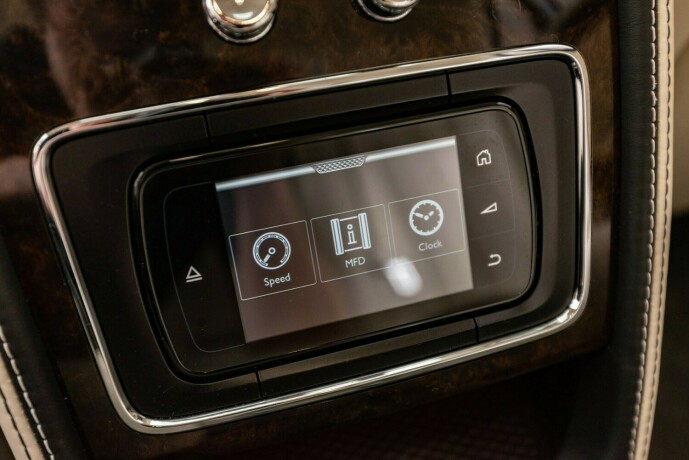 bentley-flying-spur-bensin-2014-big-24