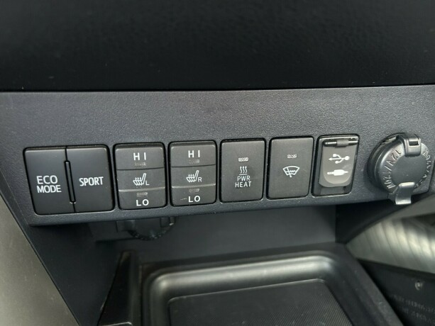 toyota-rav4-diesel-2013-big-21