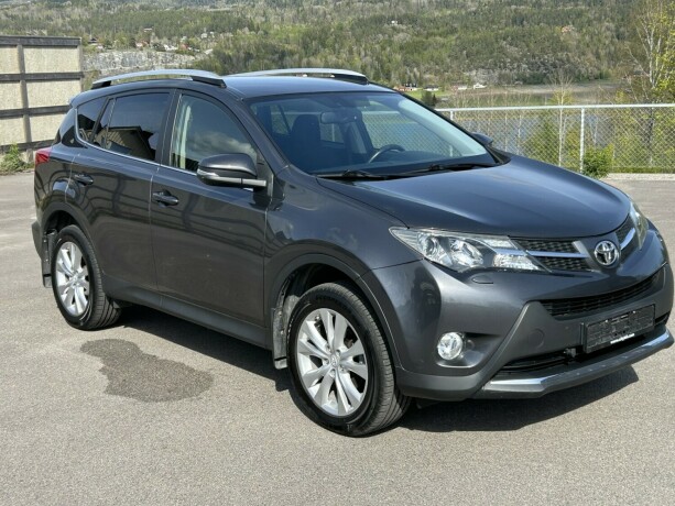 toyota-rav4-diesel-2013-big-0
