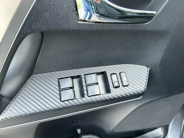 toyota-rav4-diesel-2013-big-15