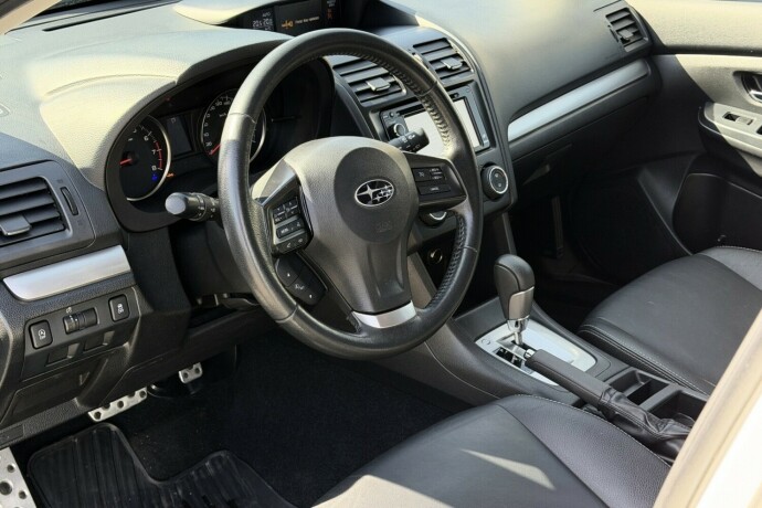 subaru-impreza-bensin-2014-big-6