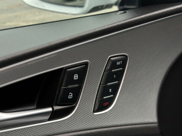 audi-a6-diesel-2012-big-32