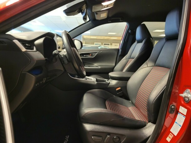 toyota-rav4-plug-in-petrol-2020-big-21