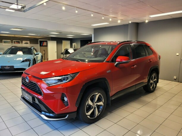 toyota-rav4-plug-in-petrol-2020-big-7
