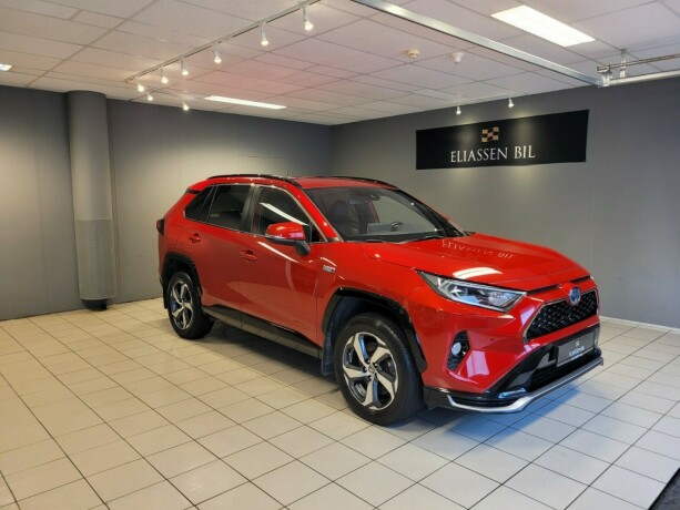 toyota-rav4-plug-in-petrol-2020-big-0