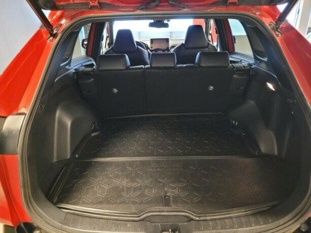 toyota-rav4-plug-in-petrol-2020-big-19