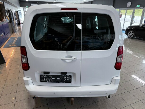 peugeot-partner-diesel-2020-big-5