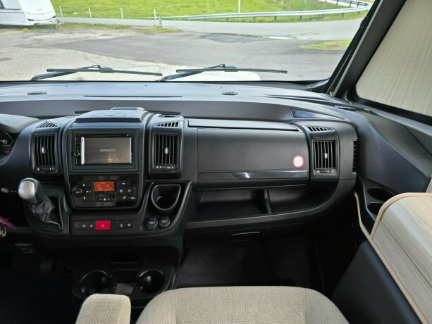 laika-ecovip-712-queensbed-senkeseng-alde-stort-kj248leskap-l-sittegruppe-diesel-2019-big-86