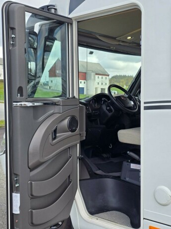 laika-ecovip-712-queensbed-senkeseng-alde-stort-kj248leskap-l-sittegruppe-diesel-2019-big-71