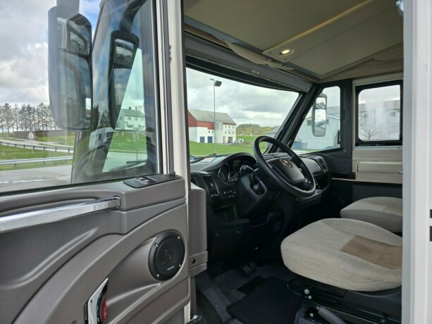 laika-ecovip-712-queensbed-senkeseng-alde-stort-kj248leskap-l-sittegruppe-diesel-2019-big-13