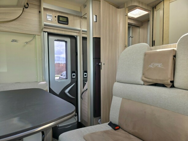 laika-ecovip-712-queensbed-senkeseng-alde-stort-kj248leskap-l-sittegruppe-diesel-2019-big-67