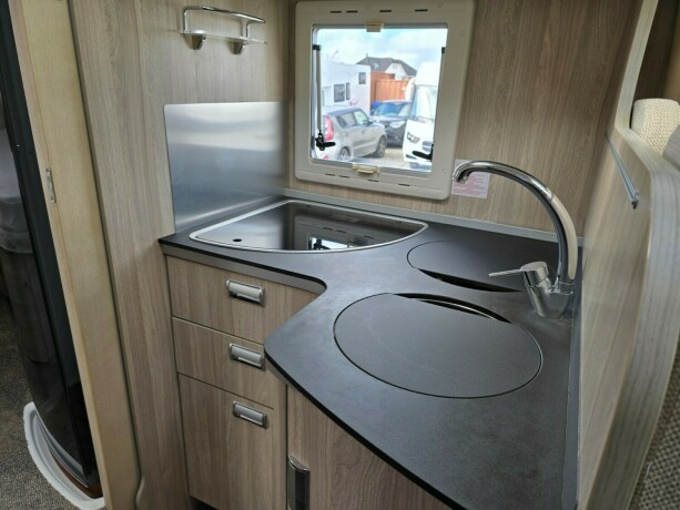laika-ecovip-712-queensbed-senkeseng-alde-stort-kj248leskap-l-sittegruppe-diesel-2019-big-70