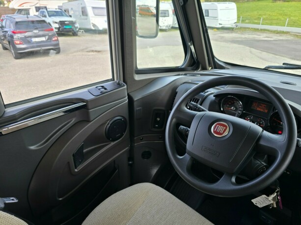 laika-ecovip-712-queensbed-senkeseng-alde-stort-kj248leskap-l-sittegruppe-diesel-2019-big-33