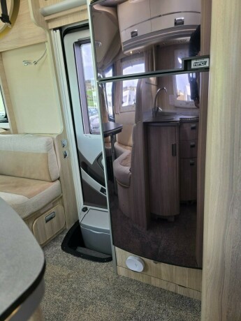 laika-ecovip-712-queensbed-senkeseng-alde-stort-kj248leskap-l-sittegruppe-diesel-2019-big-76