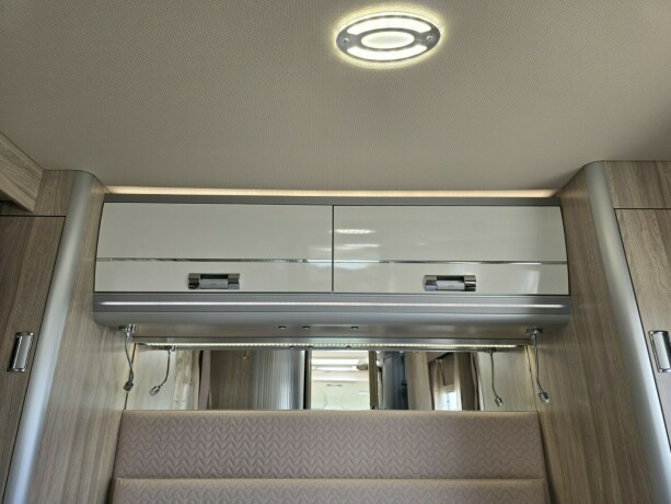 laika-ecovip-712-queensbed-senkeseng-alde-stort-kj248leskap-l-sittegruppe-diesel-2019-big-45